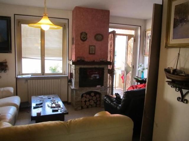 Casa in vendita a Vernasca, Reggio Emilia