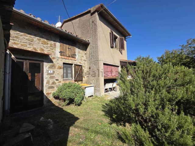 Casa in vendita a Pescina, Seggiano