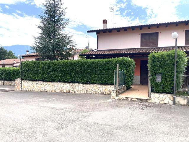 Casa in vendita a Vinchiaturo, Molise