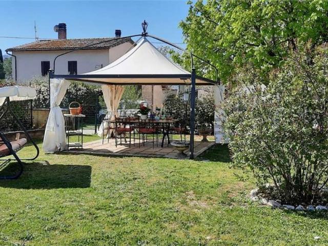 Casa in vendita a Spoleto, Umbria