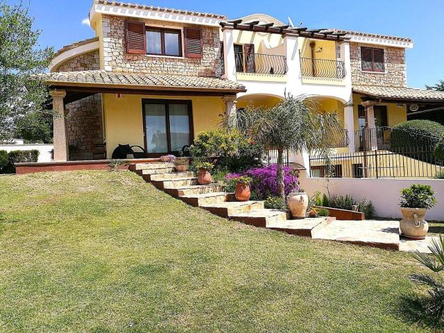 Casa in vendita a Is meris, Quartu Sant'elena