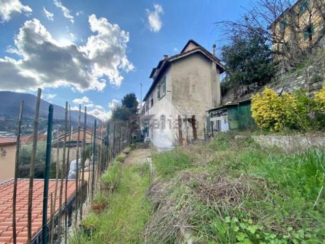 Casa in vendita a Media Val Bisagno, Serra Riccò