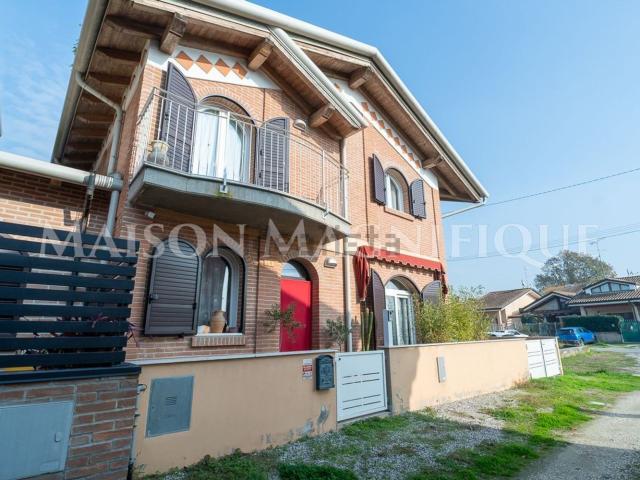 Casa in vendita a Tombe, Lagosanto