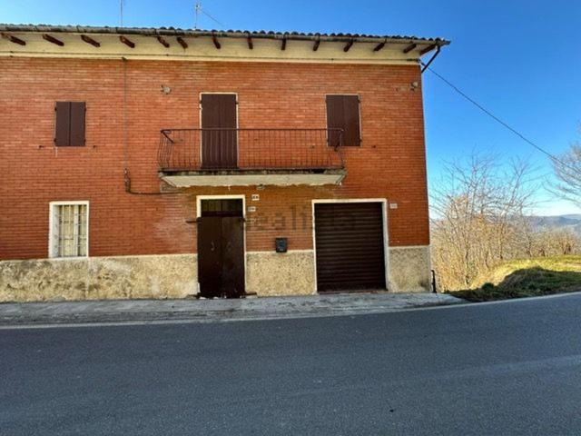 Casa in vendita a Montese, Reggio Emilia