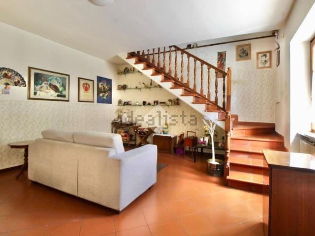 Casa in vendita a Montevettolini, Toscana