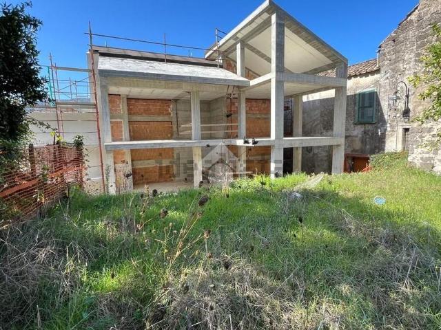 Casa in vendita a Baronissi, Salerno
