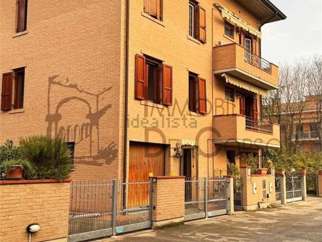 Casa in vendita a Crocetta-San Lazzaro-Modena Est, Modena