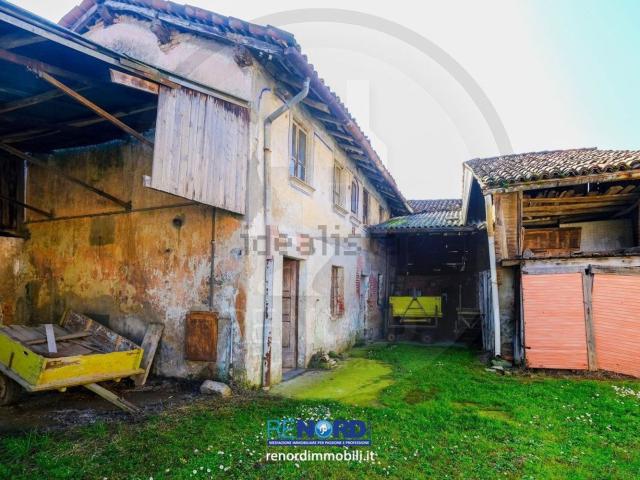 Casa in vendita a Magherno, Lombardia
