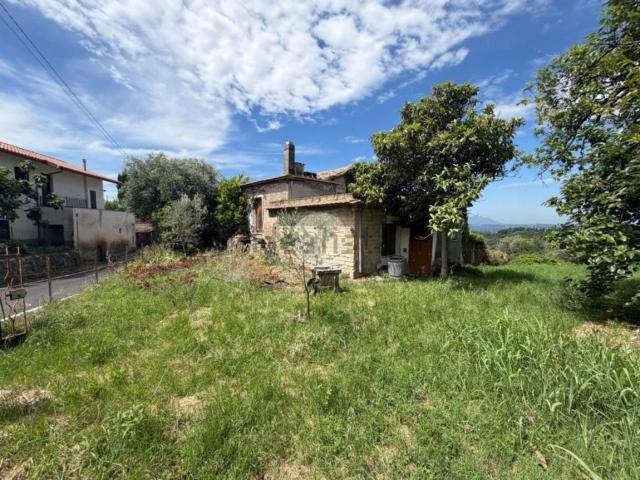 Casa in vendita a Fara Sabina, Lazio