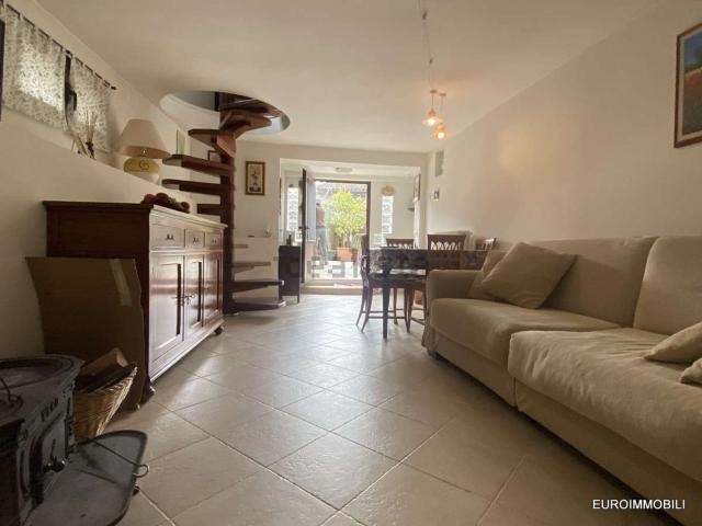 Casa in vendita a Neviano Degli Arduini, Reggio Emilia