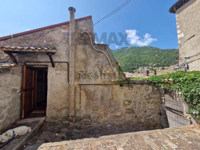 Casa in vendita a Campo di Giove, L'Aquila