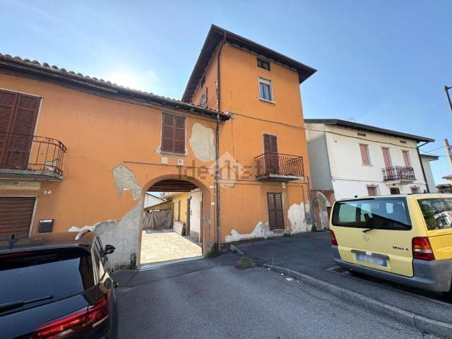 Casa in vendita a La Ca', Calolziocorte