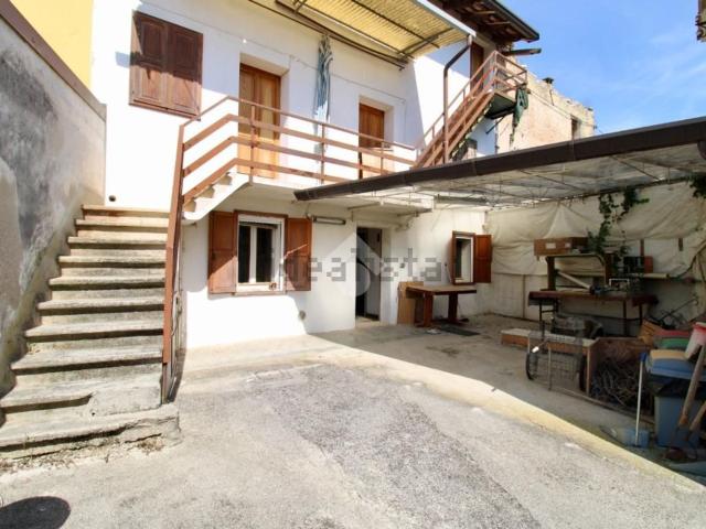 Casa in vendita a Gonars / Gonârs, Udine / Udin / Videm