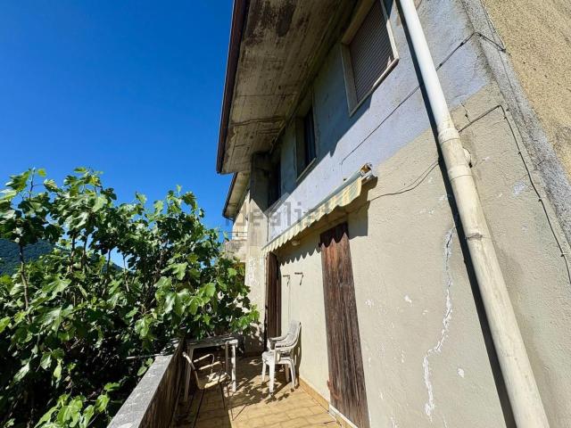 Casa in vendita a Albino, Lombardia