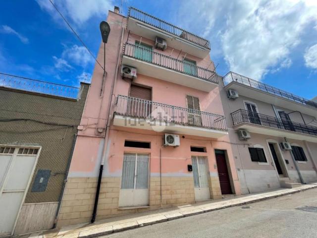Casa in vendita a Puglia, Barletta-andria-trani