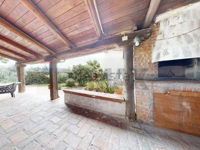 Casa in vendita a Tonfano, Toscana