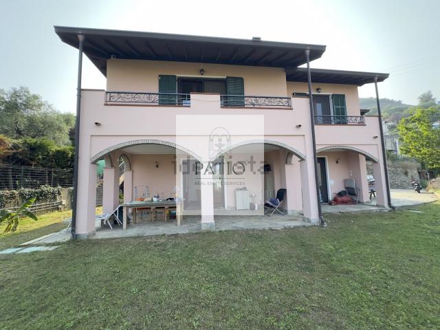 Casa in vendita a Taggia, Liguria