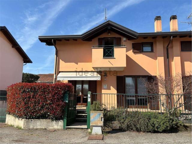 Casa in vendita a Santa Croce di Borgomanero, Piemonte