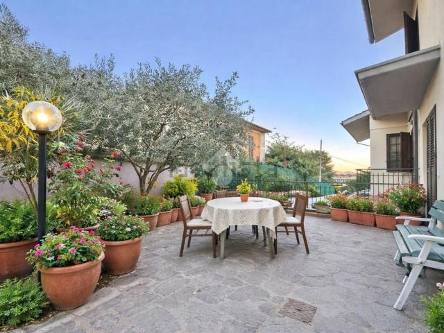 Casa in vendita a Carmignano, Toscana