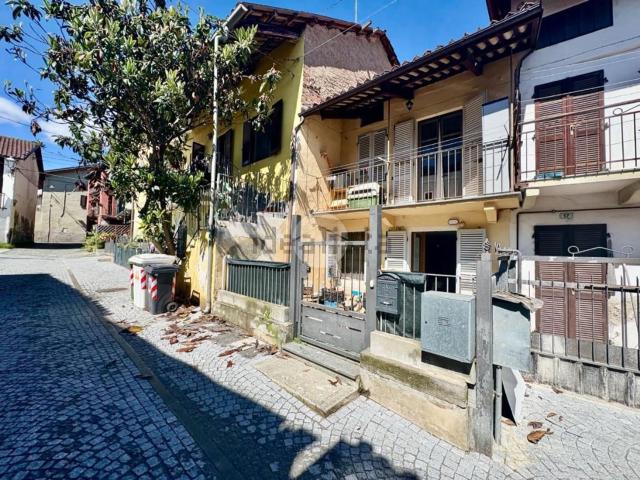 Casa in vendita a Cornaglio, Piemonte