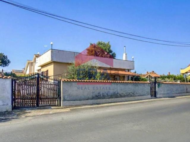 Casa in vendita a Nuova Florida, Ardea