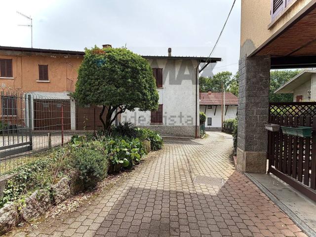 Casa in vendita a Bodio Lomnago, Lombardia
