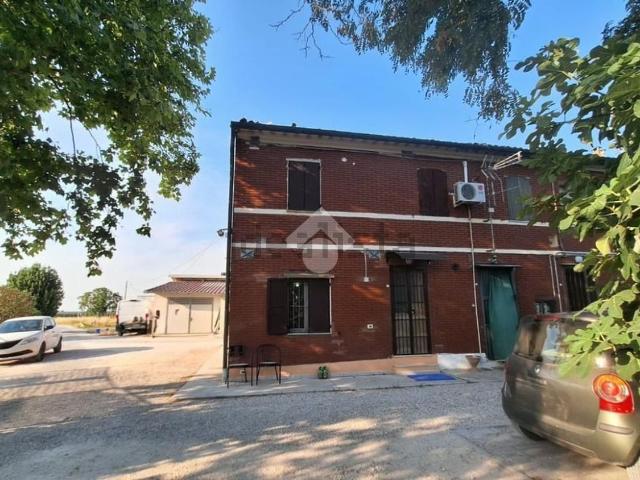 Casa in vendita a Unione di Comuni della Romagna Forlivese, Quattro