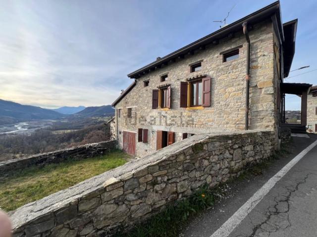 Casa in vendita a Neviano Degli Arduini, Reggio Emilia