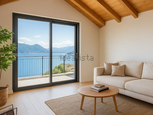 Casa in vendita a Carciano, Stresa