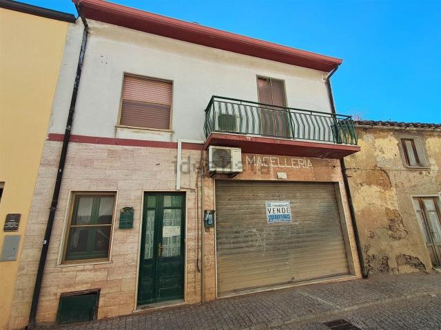Casa in vendita a Domunoas/Domusnovas, Sulcis Iglesiente