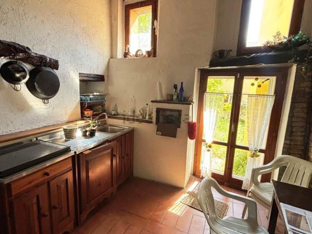 Casa in vendita a Marche, Macerata