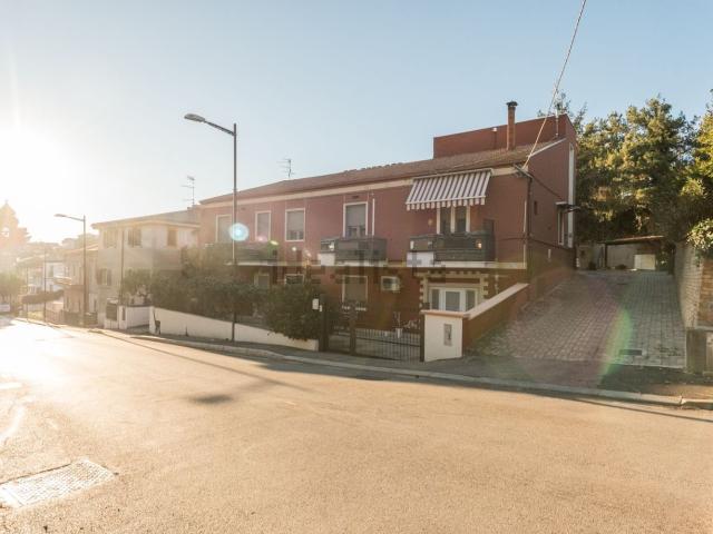Casa in vendita a Pescara Colli, Pescara