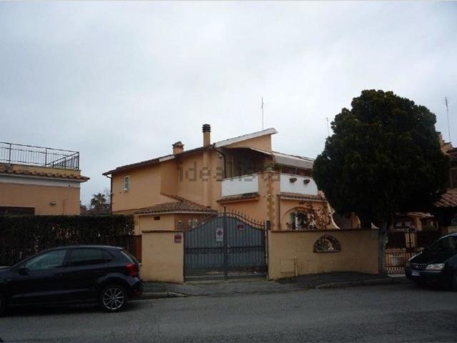 Casa in vendita a Piane di Vaccina, Roma Capitale