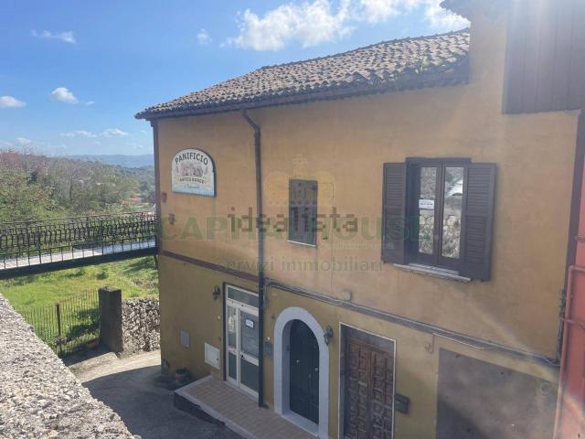 Casa in vendita a Capocastello, Mercogliano