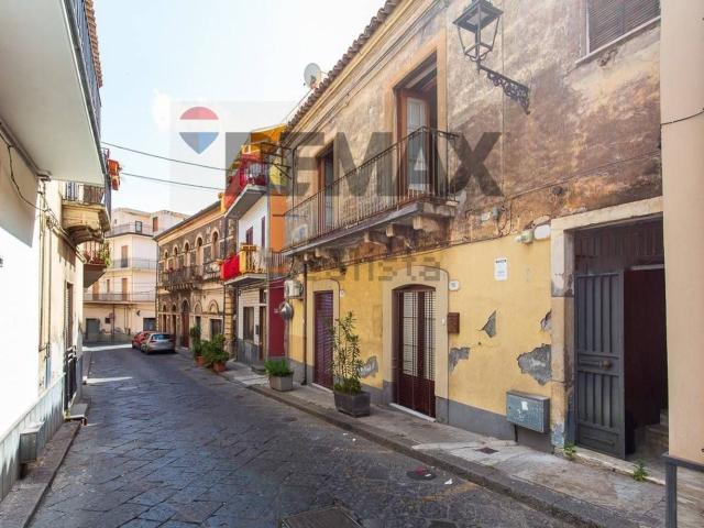 Casa in vendita a Biancavilla, Sicilia