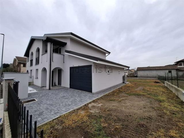 Casa in vendita a Piemonte, Novara
