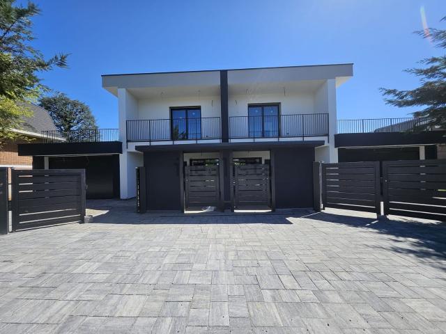 Casa in vendita a Lomazzo, Lombardia