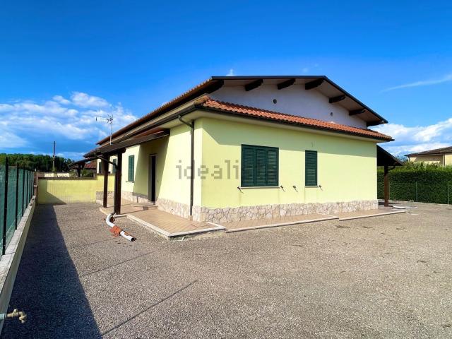 Casa in vendita a Terracina, Lazio