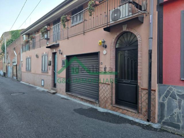 Casa in vendita a Cibali, Catania