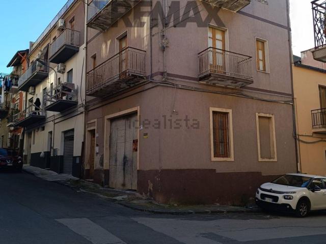 Casa in vendita a Ramacca, Catania