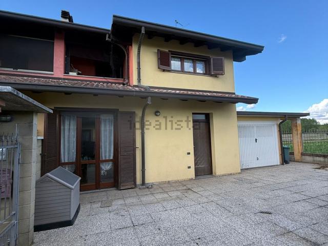 Casa in vendita a Mortara, Lombardia