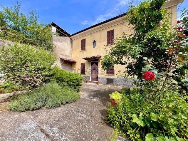 Casa in vendita a Piemonte, Asti