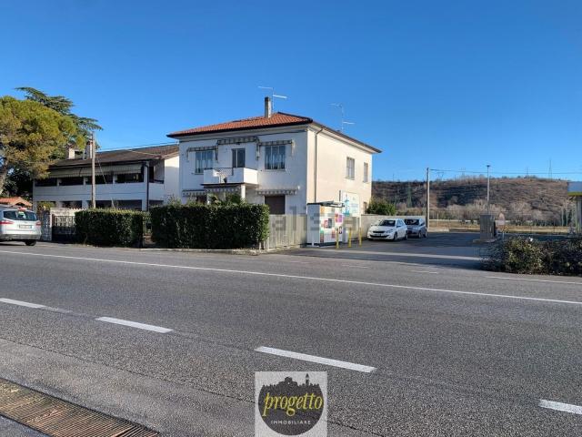 Casa in vendita a Selz, Ronchi Dei Legionari