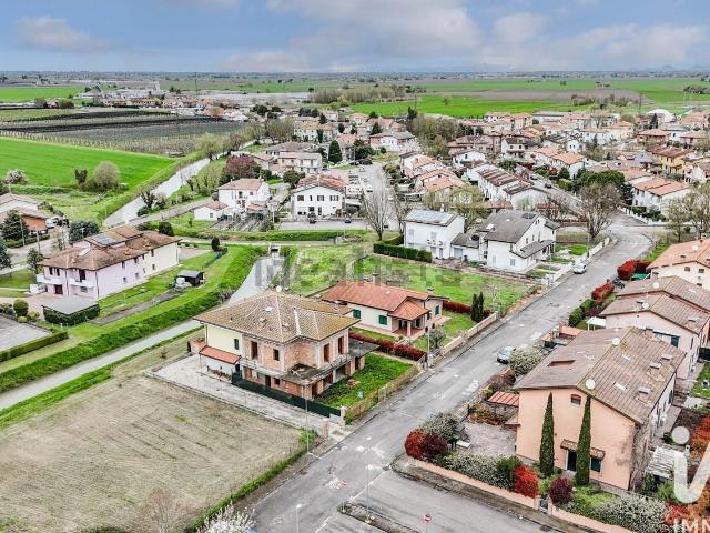 Casa in vendita a Unione Terre e Fiumi, Formignana