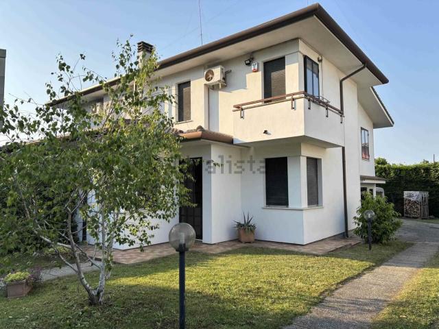 Casa in vendita a Borgo Dolomiti, Adria
