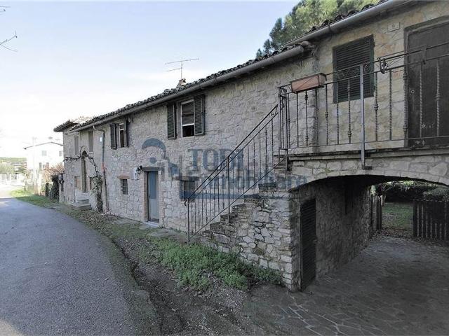 Casa in vendita a Ponterio-Pian di Porto, Izzalini