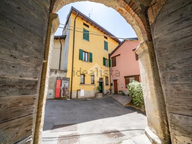 Casa in vendita a Zero, Ello