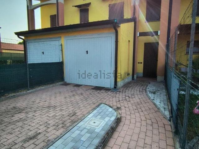 Casa in vendita a Pianura Reggiana, Re