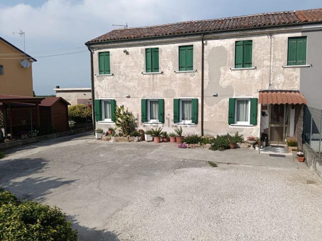 Casa in vendita a Adria, Veneto