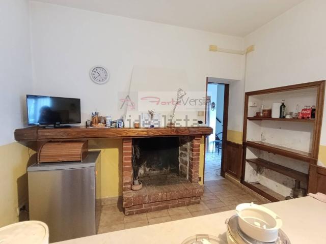 Casa in vendita a Vaiana, Forte Dei Marmi
